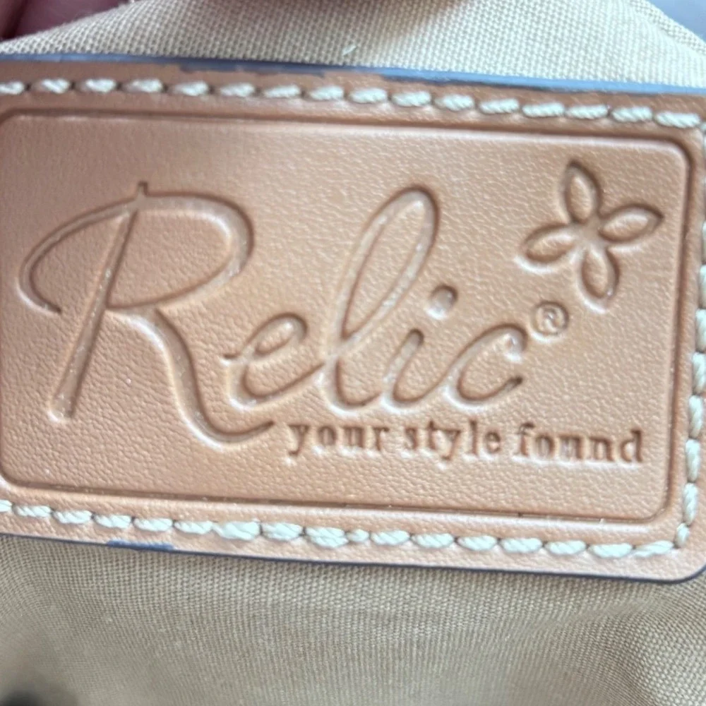 Relic Floral Canvas Satchel Purse Wood Handle Pockets Faux Leather Trim Zip Snap